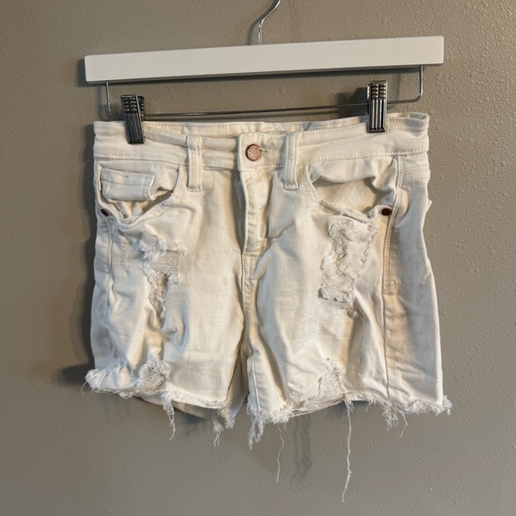 2/$15 Judy Blue Distressed Cream Shorts - Picture 1 of 4